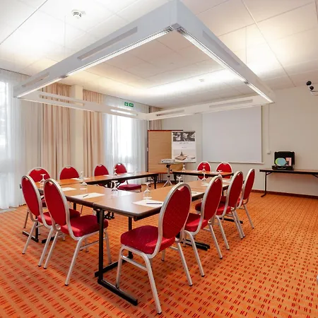 Mercure West Hotel 4*