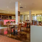 מלון Mercure West