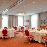 Mercure West מלון