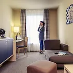 Mercure West מלון