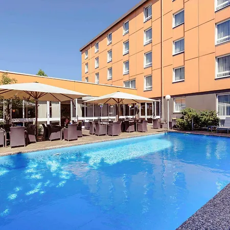 Hotel Mercure West 4*