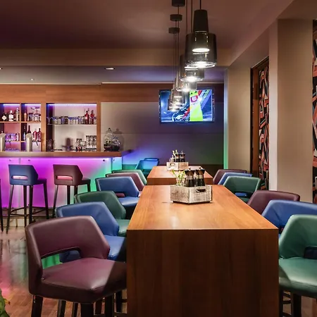 Mercure West Hotel 4*