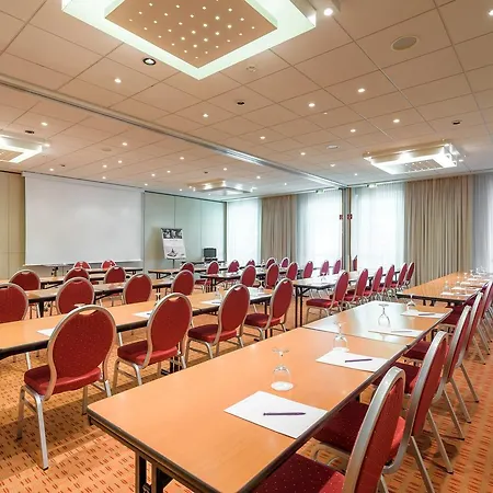 Hotel Mercure West 4*