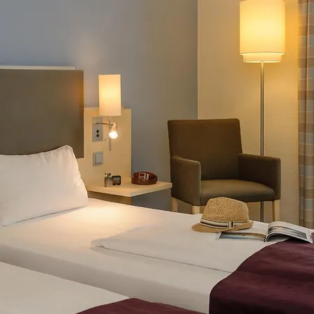 Hotel Mercure West