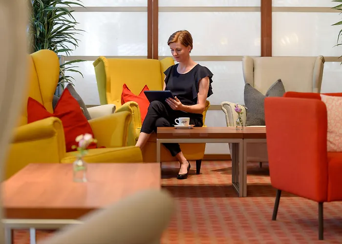 Mercure West Hotel 4*