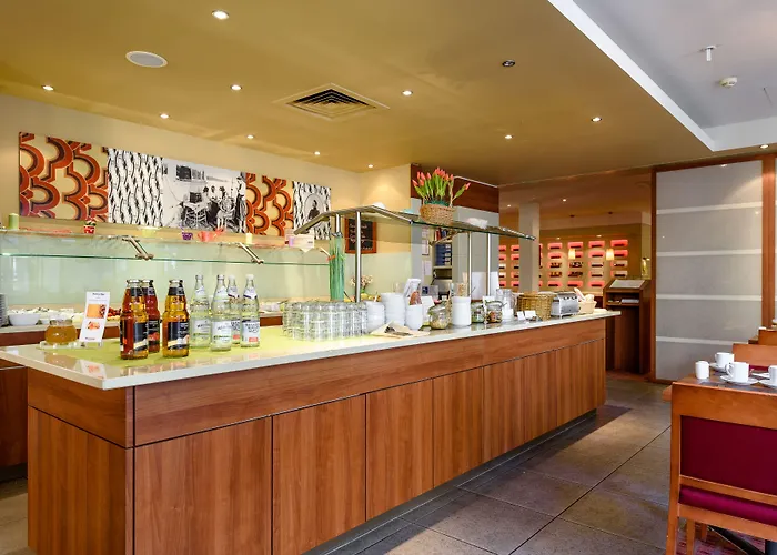 Mercure West Hotel 4*