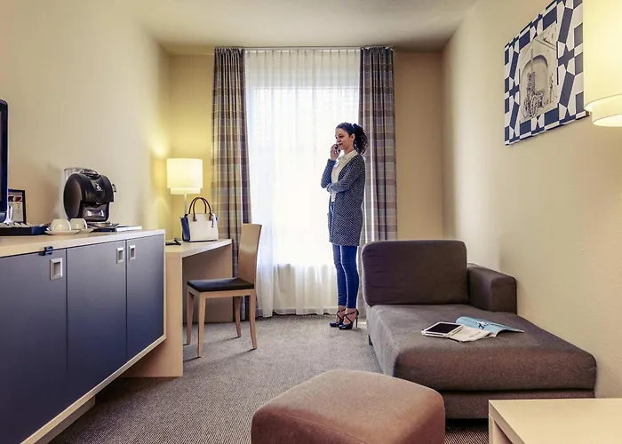 Mercure West فندق