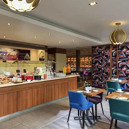 Mercure West فندق