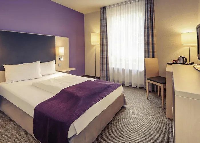 Mercure West Hotel 4*